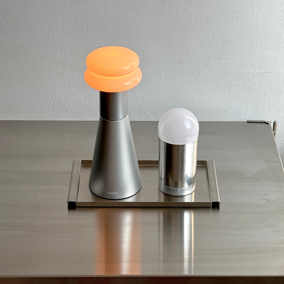 ILKW Docking Station 02 Floor Stand