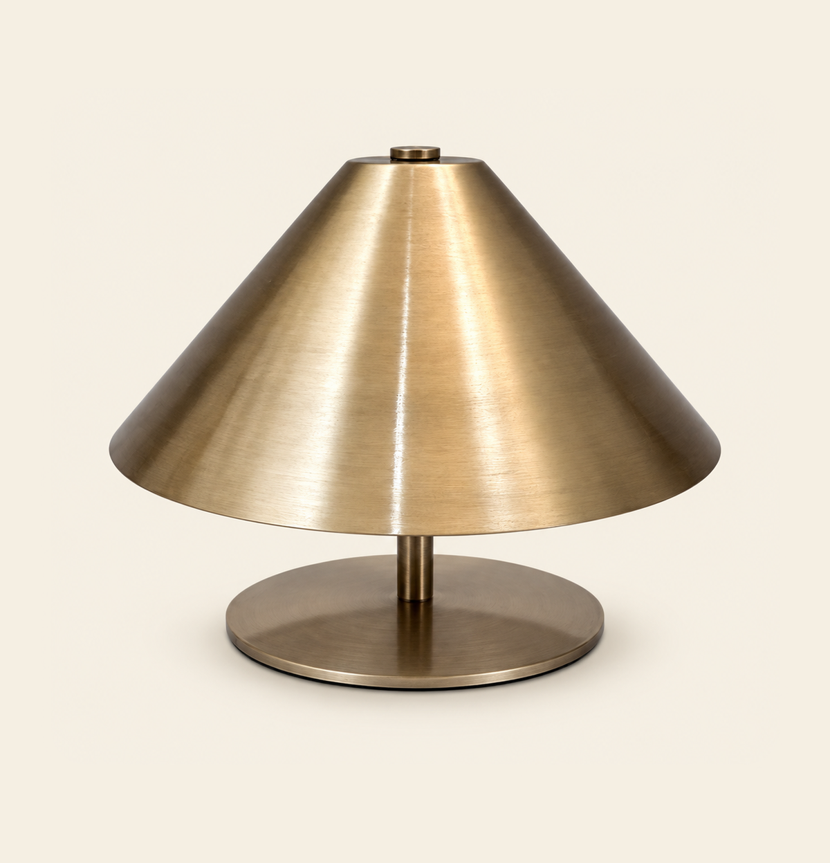 CORDLESS IRON TABLE LAMP