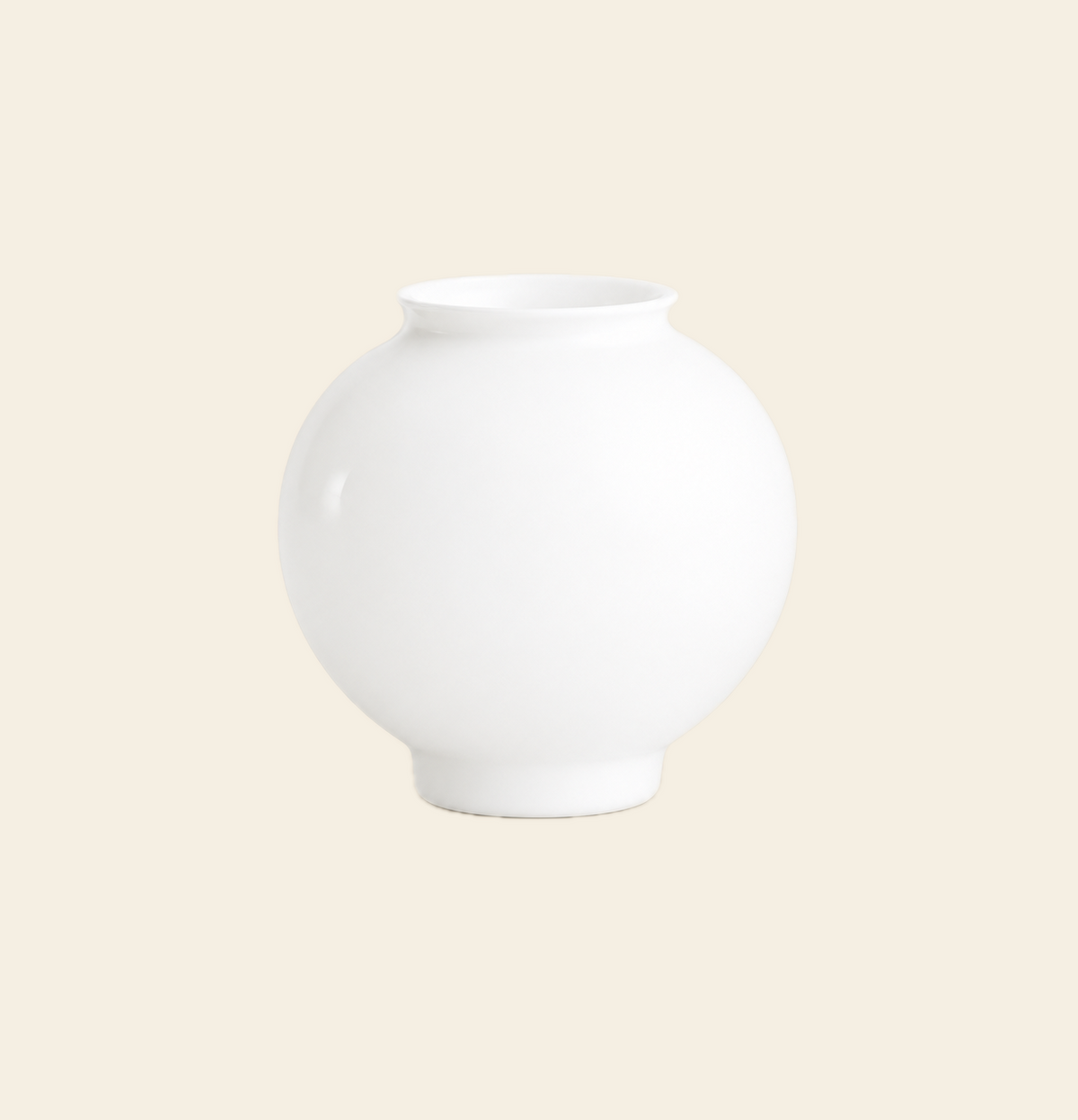 ARVO Delluna Portable LED Lamp on Haubon beige background